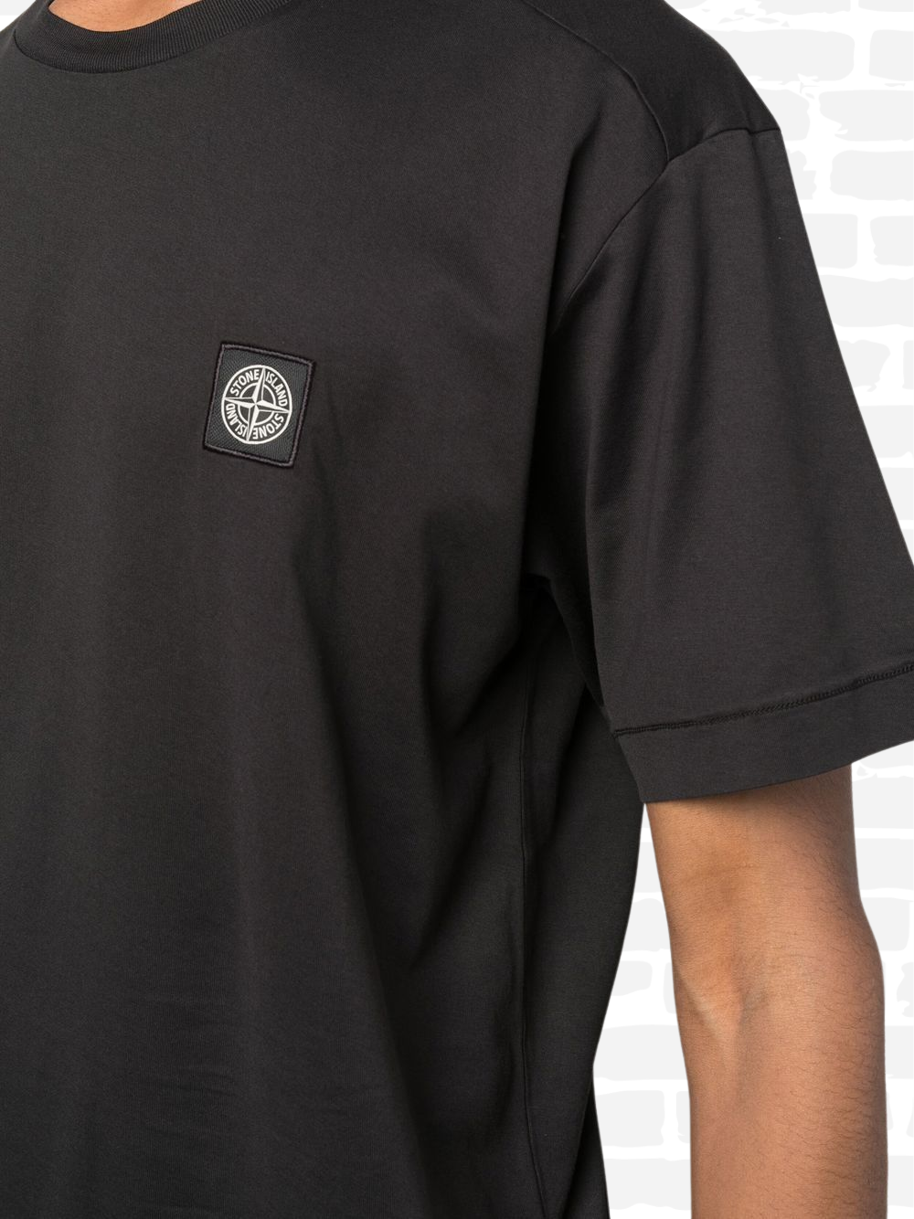 COMPASS BADGE T SHIRT